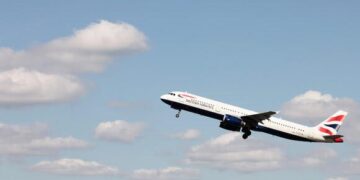 GREEN LIGHT: BRITISH AIRWAYS GEARS UP FOR TAKE OFF